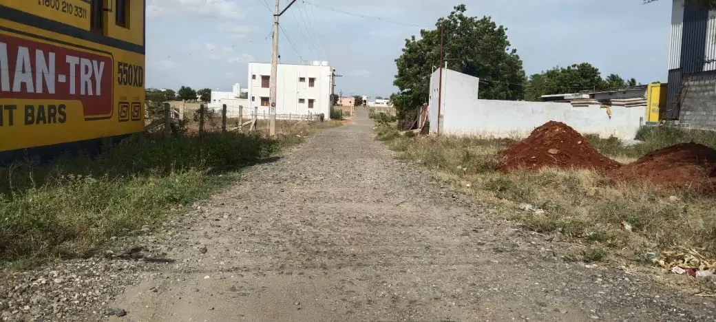 கிடப்பில் போடப்பட்ட சாலை பணி கிடப்பில் போடப்பட்ட சாலை பணி