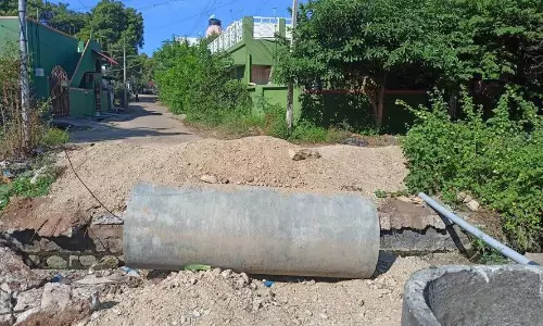 தரைப்பாலம் சேதம்