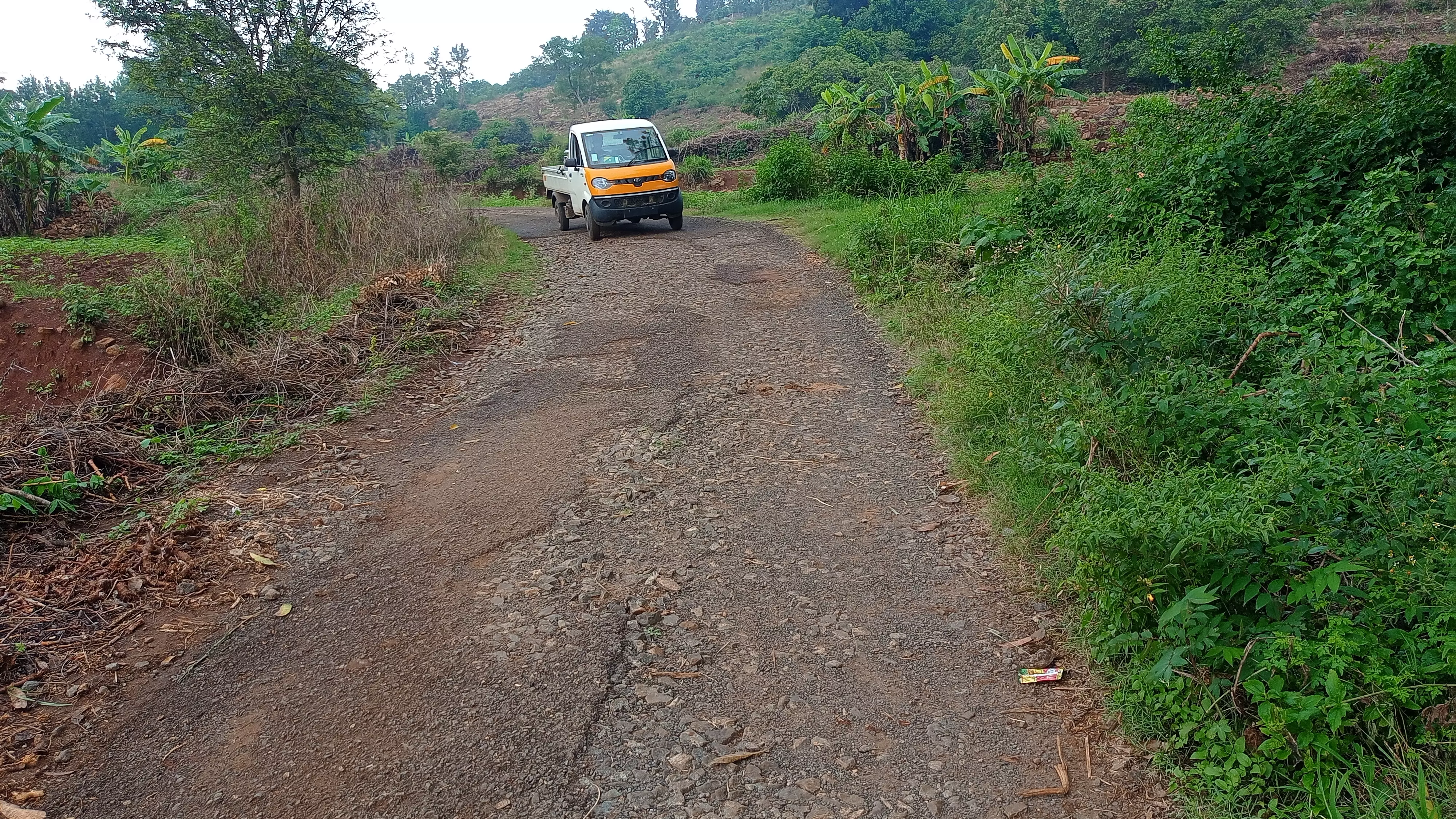 புதிய தார்ச்சாலை போடப்படுமா?