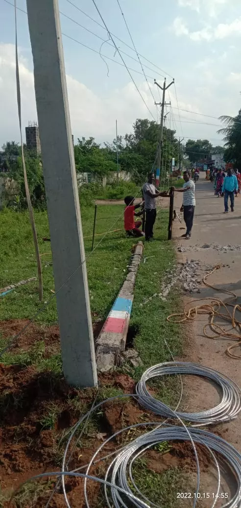 புதிய மின்கம்பம் கிடைத்தது