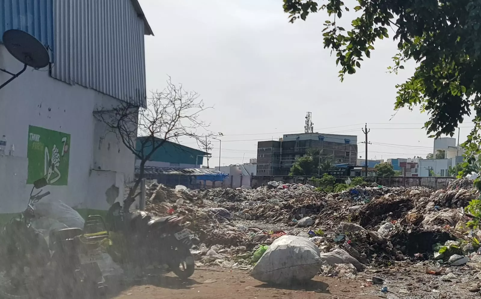 குப்பை மேட்டால் சுகாதார சீர்கேடு குப்பை மேட்டால் சுகாதார சீர்கேடு