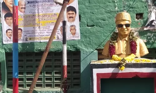 பயன்பாட்டில் இல்லாத கண்காணிப்பு கேமரா பயன்பாட்டில் இல்லாத கண்காணிப்பு கேமரா