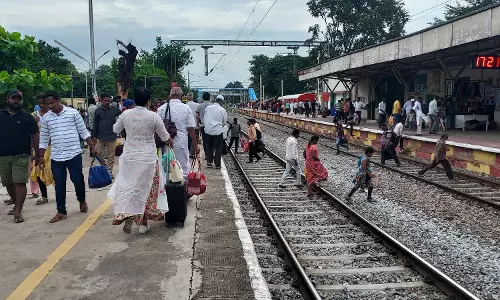 அடிப்படை வசதிகள் தேவை