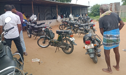 சட்ட விரோத மது விற்பனை சட்ட விரோத மது விற்பனை