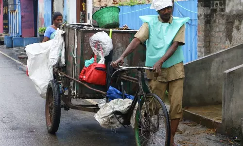 பாதுகாப்பு உடை வழங்கப்படுமா? பாதுகாப்பு உடை வழங்கப்படுமா?