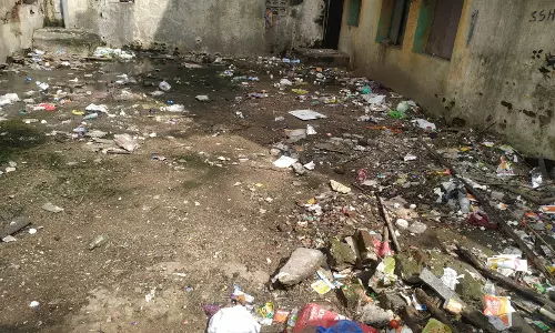 குப்பைகள அகற்றப்படுமா? குப்பைகள அகற்றப்படுமா?