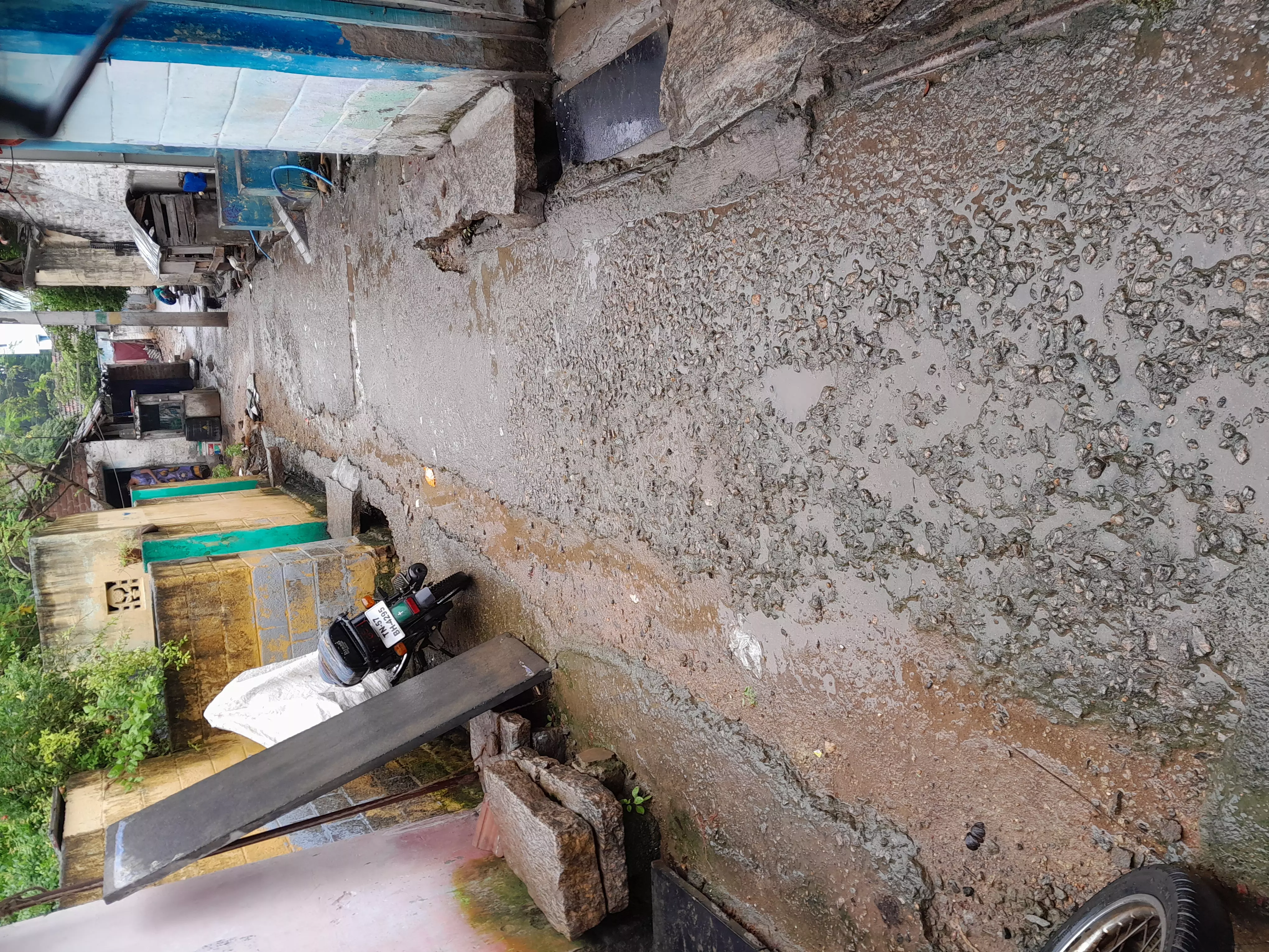 சாலை பணி மந்தம் சாலை பணி மந்தம்