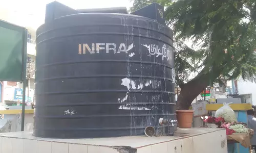 பராமரிப்பின்றி குடிநீர் தொட்டி பராமரிப்பின்றி குடிநீர் தொட்டி