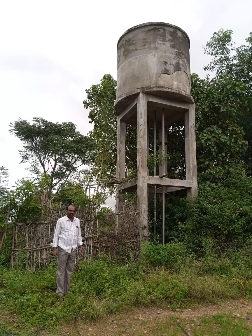 பயன்படாத குடிநீர் தொட்டி