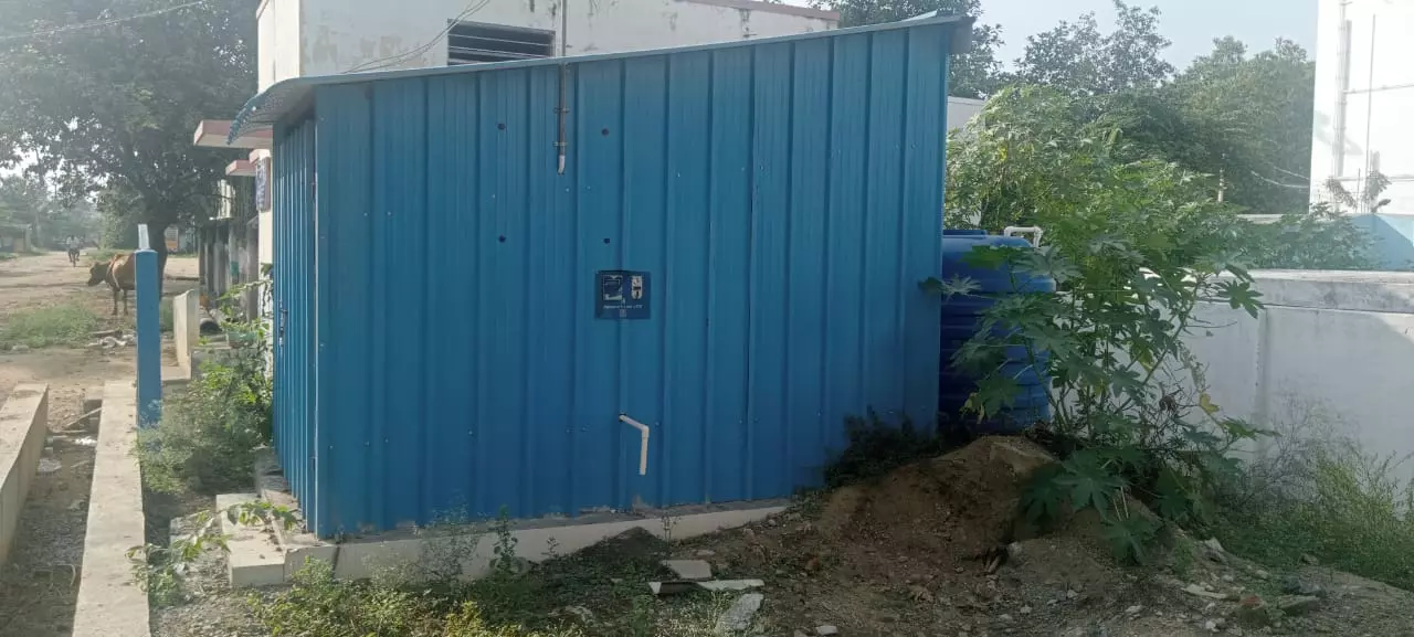 பூட்டியே கிடக்கும் குடிநீர் சுத்திகரிப்பு நிலையம்