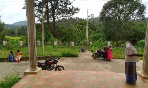 இருக்கை வசதி தேவை இருக்கை வசதி தேவை