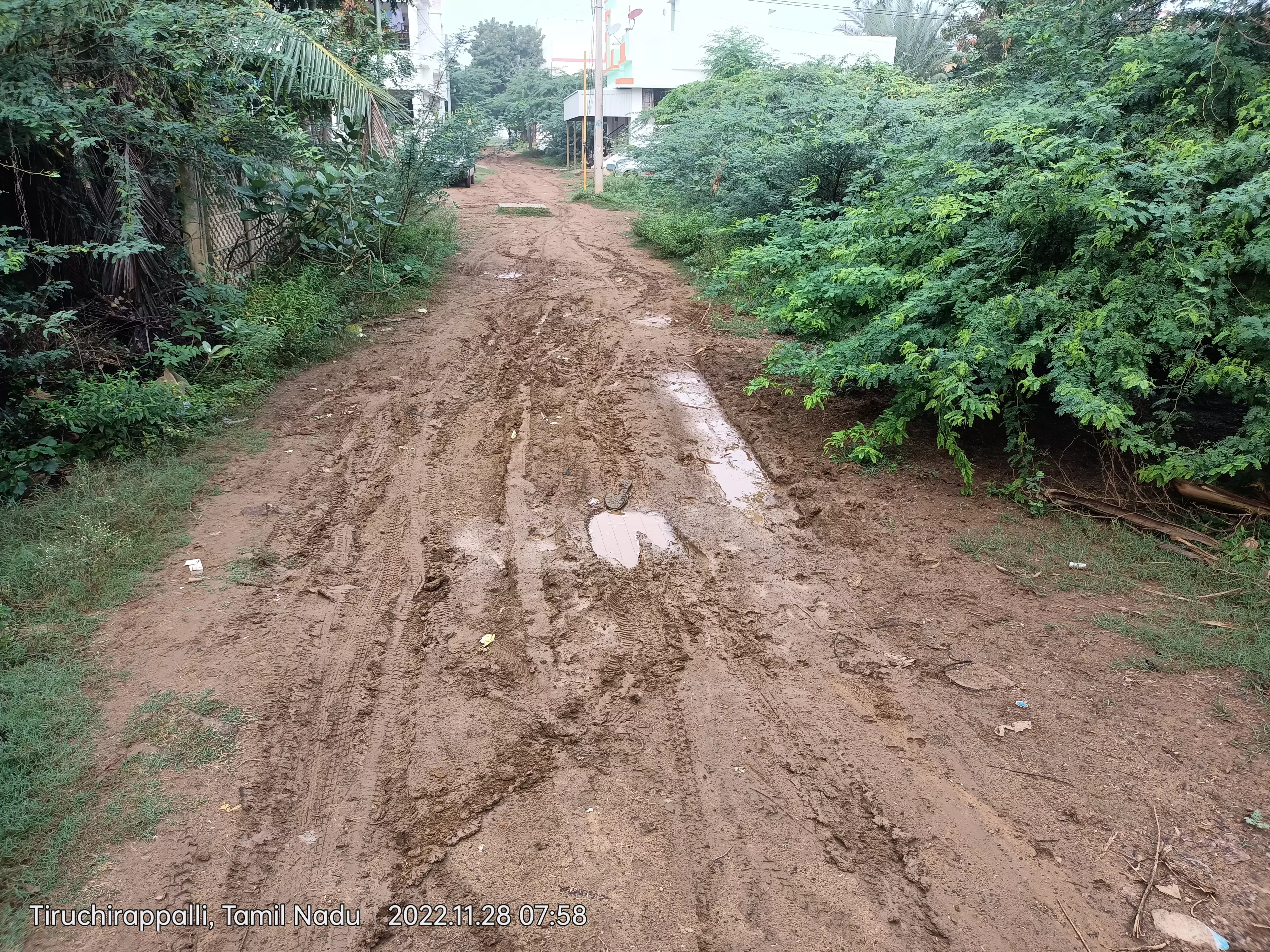 சாலை வசதி வேண்டும் சாலை வசதி வேண்டும்