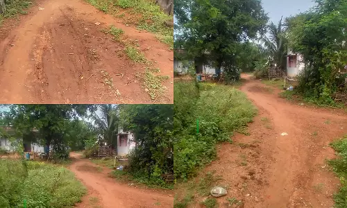 சாலை வசதி வேண்டும் சாலை வசதி வேண்டும்