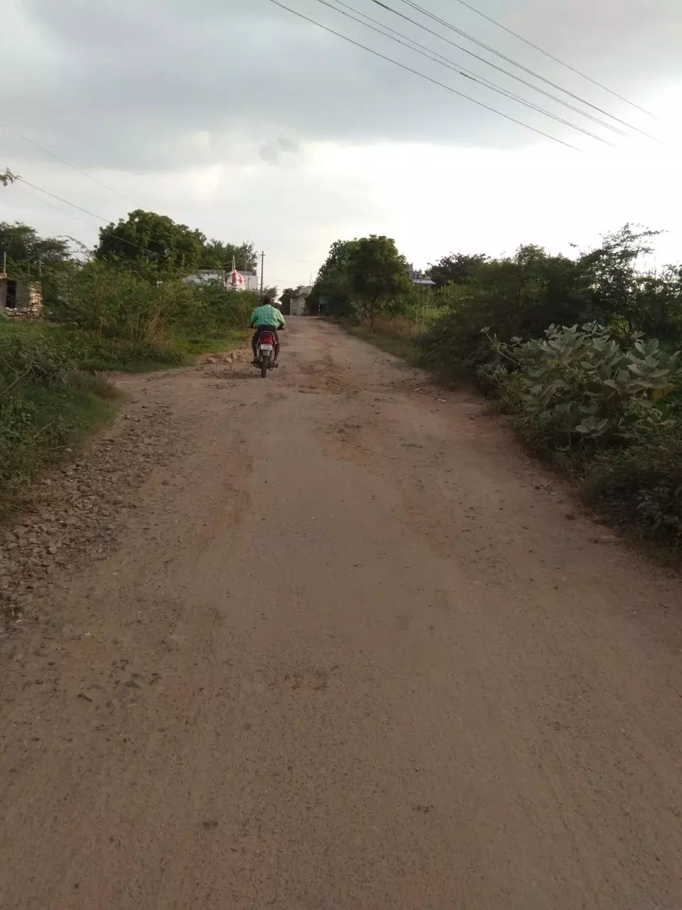 தார்ச்சாலை வசதி தார்ச்சாலை வசதி