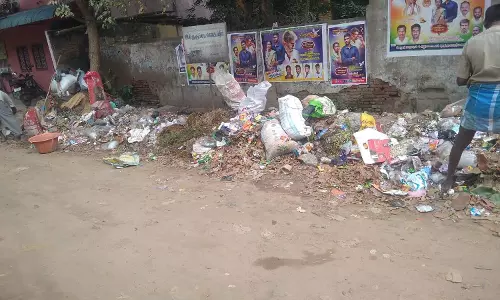 குப்பைகளை அகற்றுவார்களா? குப்பைகளை அகற்றுவார்களா?