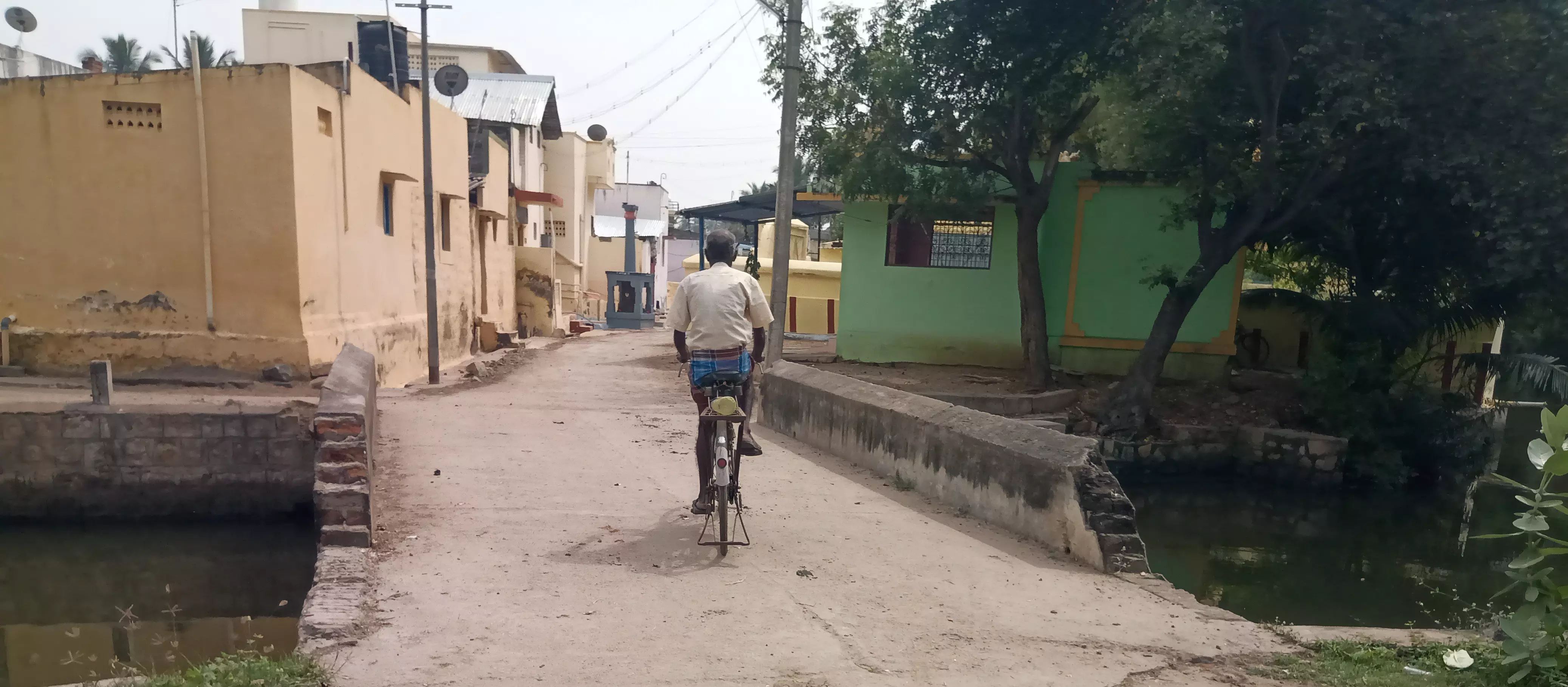 உடைந்த பாலம்