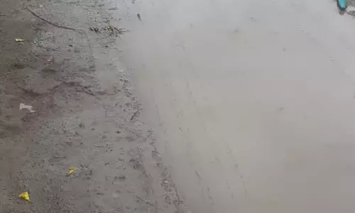 தேங்கி நிற்கும் தண்ணீர்