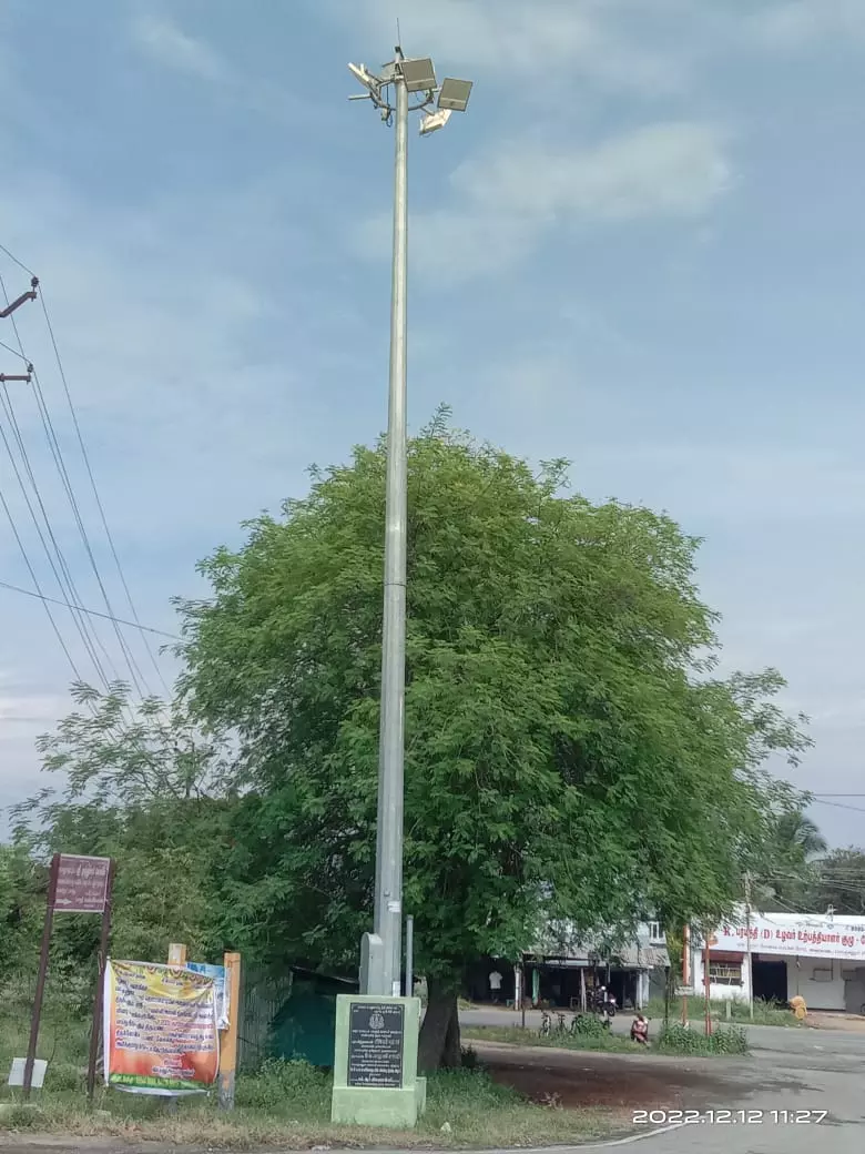 எரியாத உயர் கோபுர மின் விளக்கு