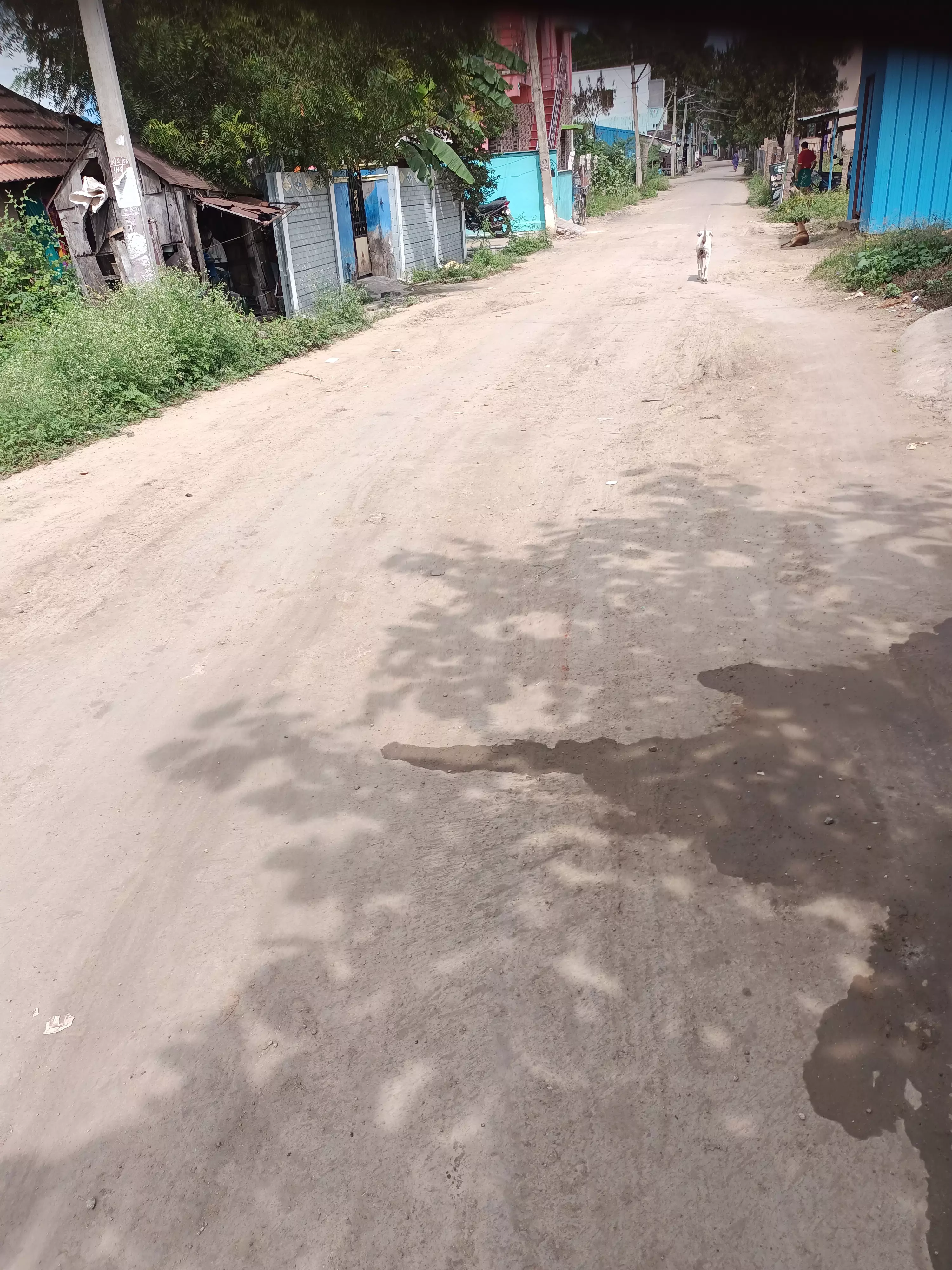 வாகன ஓட்டிகள் அவதி வாகன ஓட்டிகள் அவதி