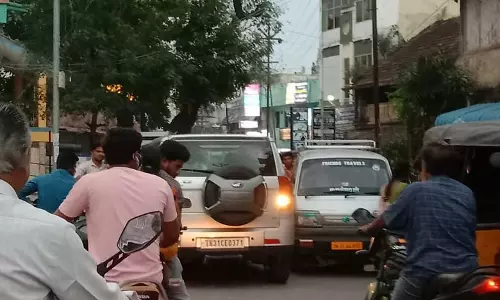 போக்குவரத்து நொிசல்