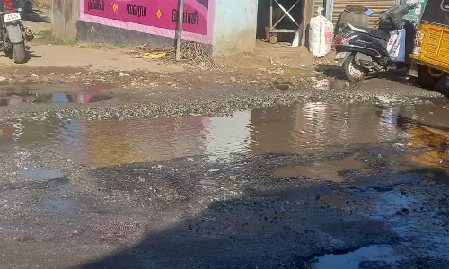 வீணாகும் தண்ணீர்