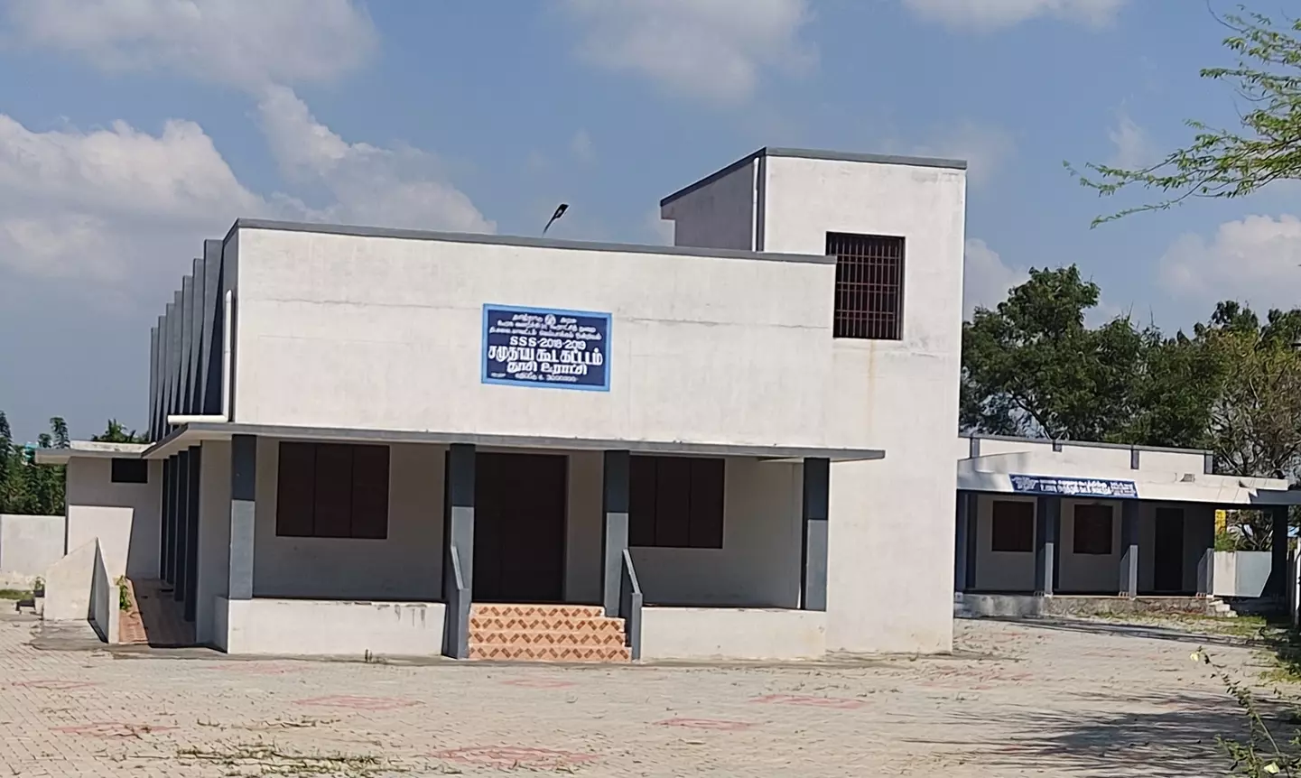 மூடி கிடக்கும் சமுதாயக்கூடம் மூடி கிடக்கும் சமுதாயக்கூடம்