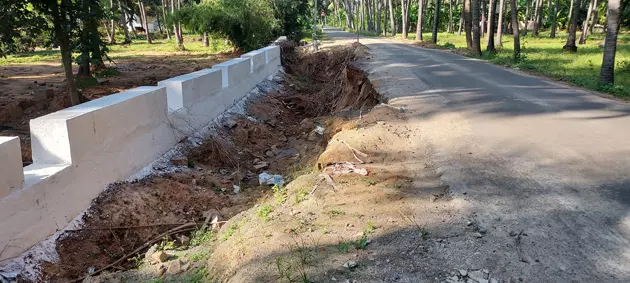 சாலை பணியை முடிப்பார்களா?