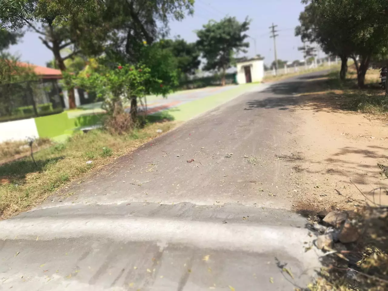 தேவையற்ற வேகத்தடைகள் தேவையற்ற வேகத்தடைகள்