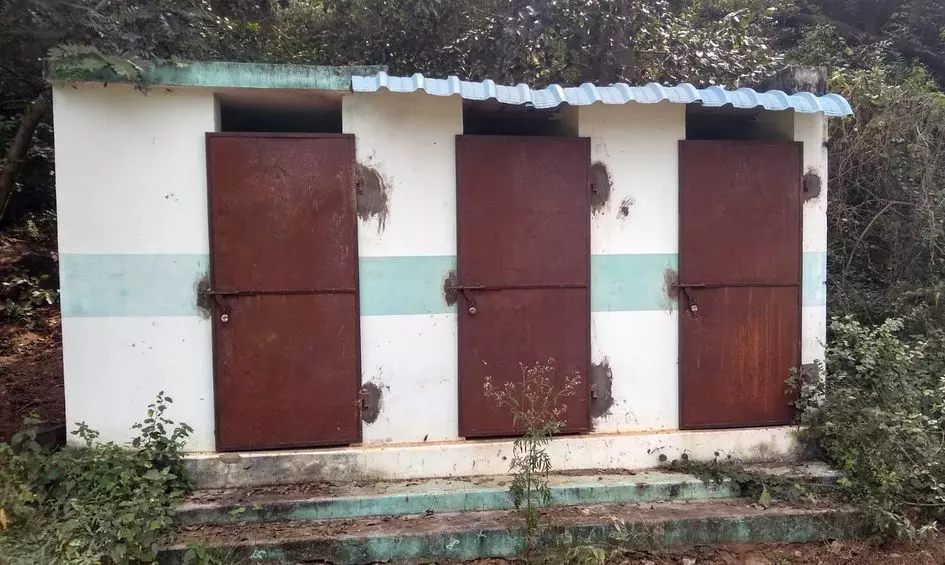 கழிப்பறை பயன்பாட்டுக்கு வருமா? கழிப்பறை பயன்பாட்டுக்கு வருமா?