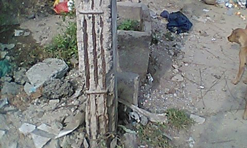 மின்கம்பம் சேதம்