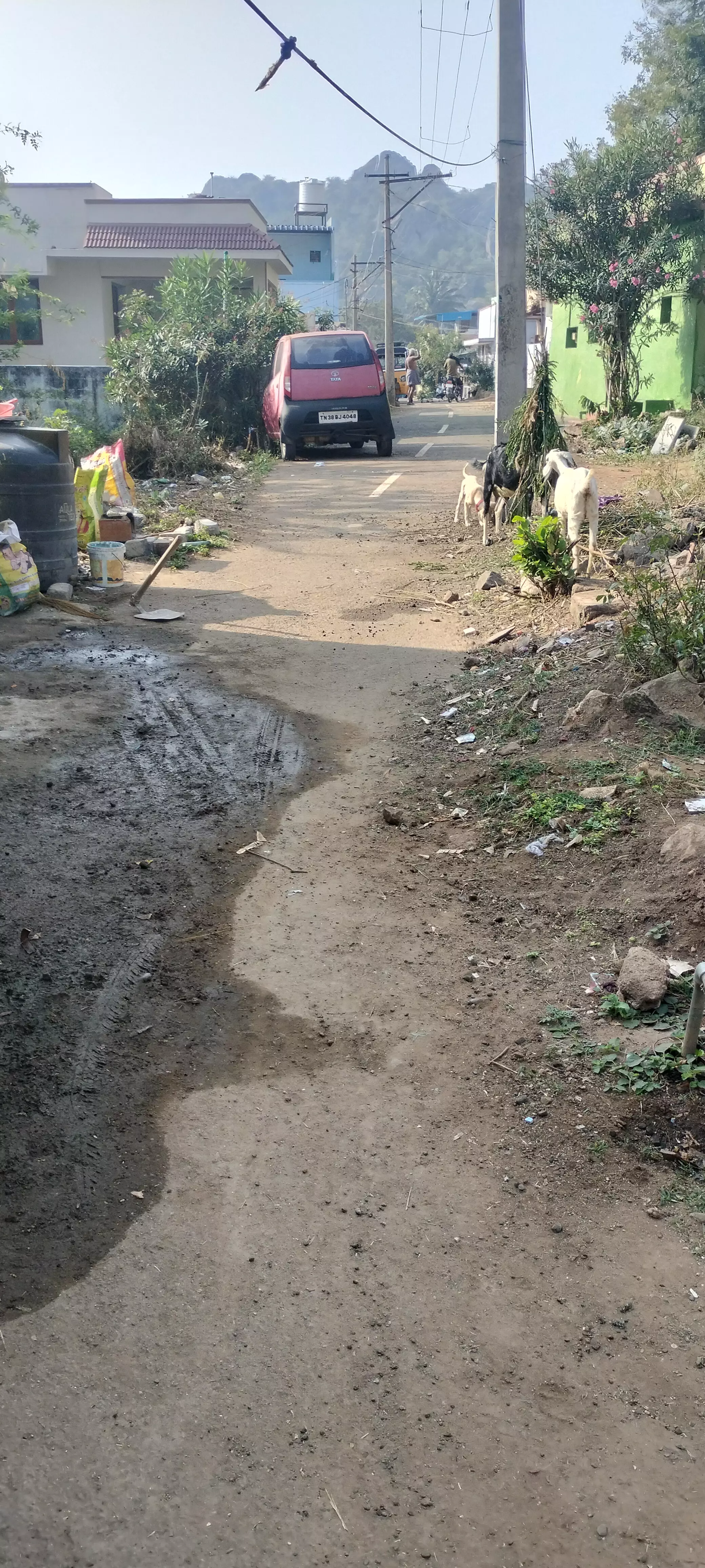 கால்வாய் வசதி வேண்டும்