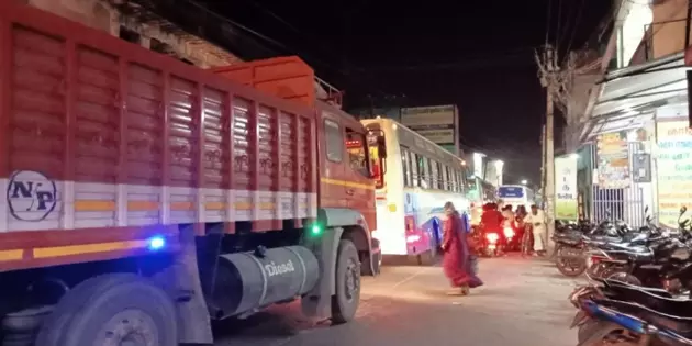 போக்குவரத்து நெரிசல் போக்குவரத்து நெரிசல்