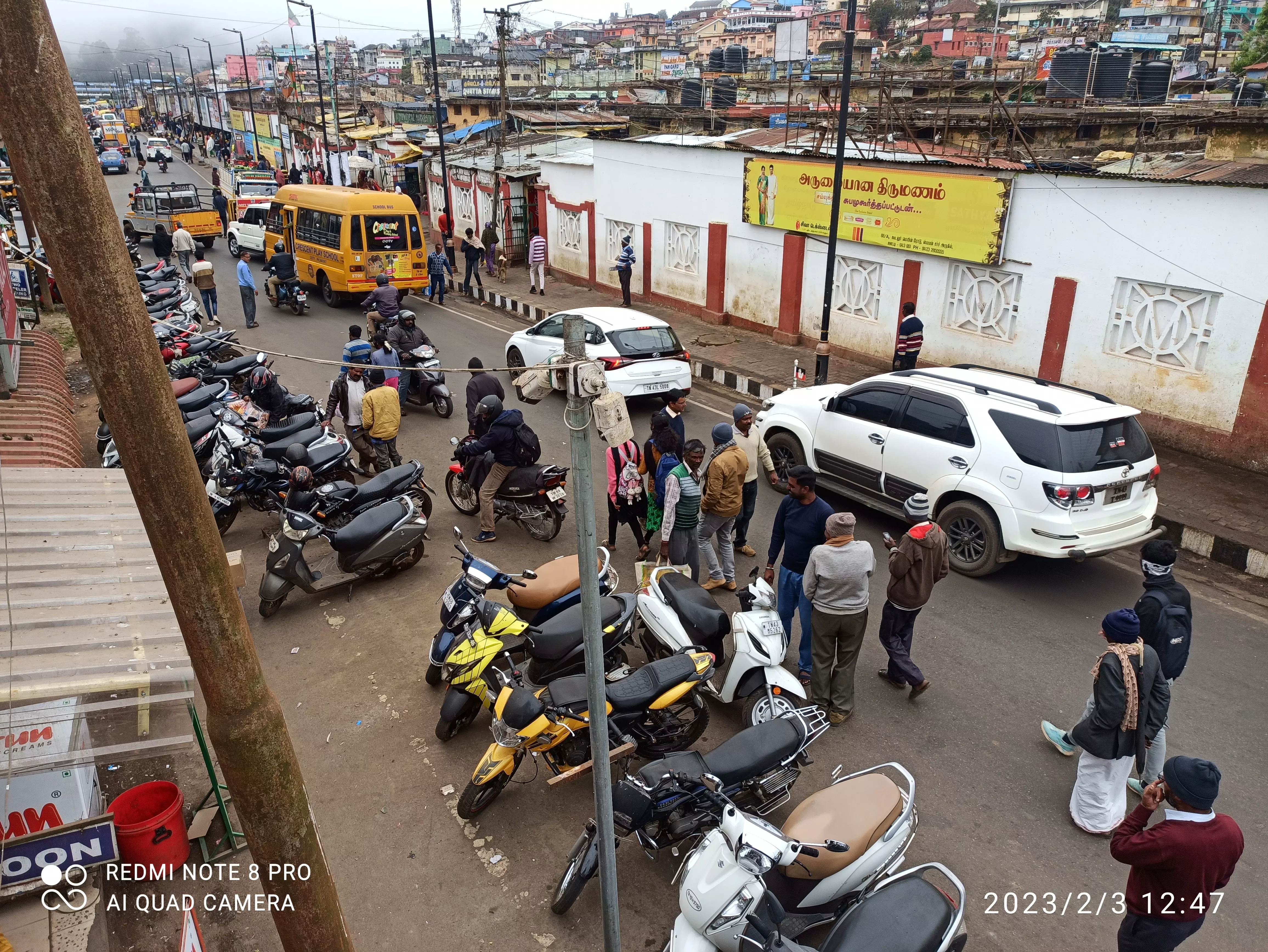 போக்குவரத்து நெரிசல் போக்குவரத்து நெரிசல்