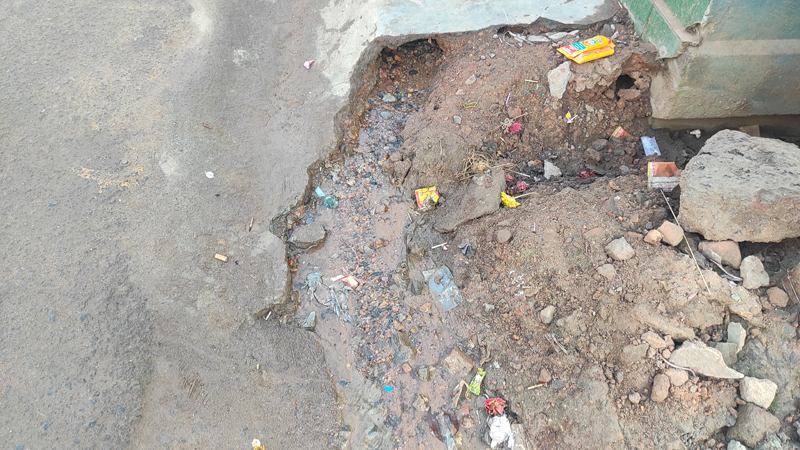 வீணாகும் குடிநீர்