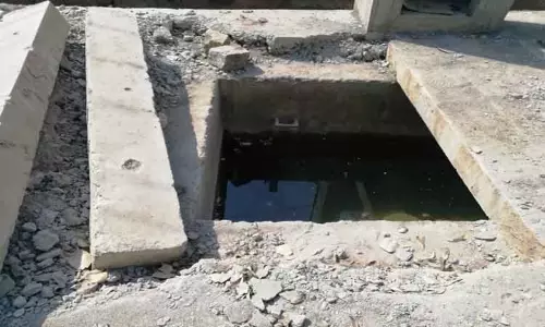 திறந்த நிலையில் குடிநீர் தொட்டி திறந்த நிலையில் குடிநீர் தொட்டி