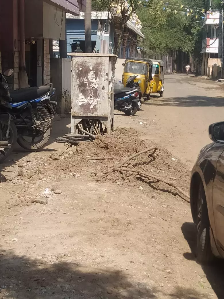 ஆபத்தான மின் இணைப்பு பெட்டி ஆபத்தான மின் இணைப்பு பெட்டி