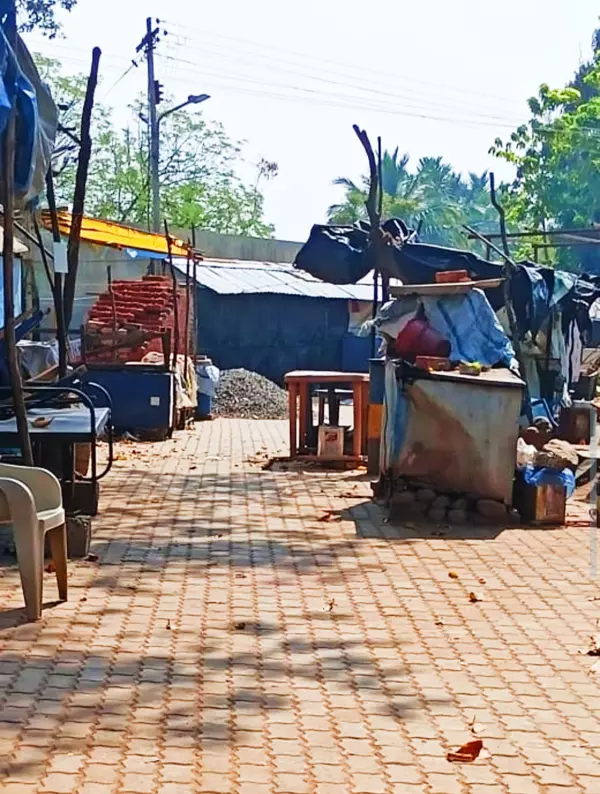 ஆக்கிரமிப்புகள் அகற்றப்படுமா? ஆக்கிரமிப்புகள் அகற்றப்படுமா?