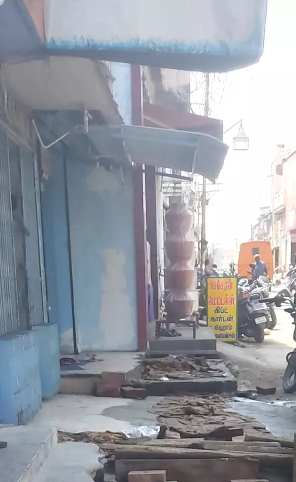 மீண்டும் ஆக்கிரமிப்பு