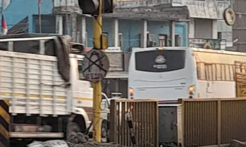 பழுதடைந்த போக்குவரத்து சிக்னல்