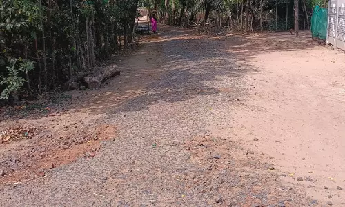 சாலை சீரமைக்கப்படுமா? சாலை சீரமைக்கப்படுமா?