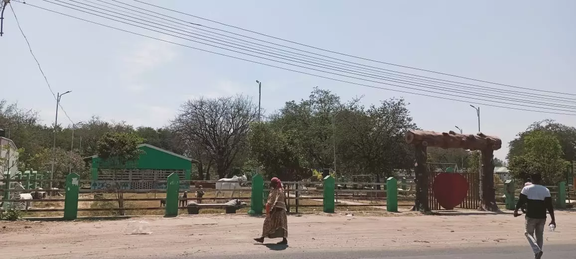 பயன்படாத அம்மா பூங்கா பயன்படாத அம்மா பூங்கா