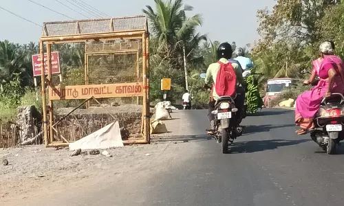 பாதியில் நிற்கும் பணி பாதியில் நிற்கும் பணி