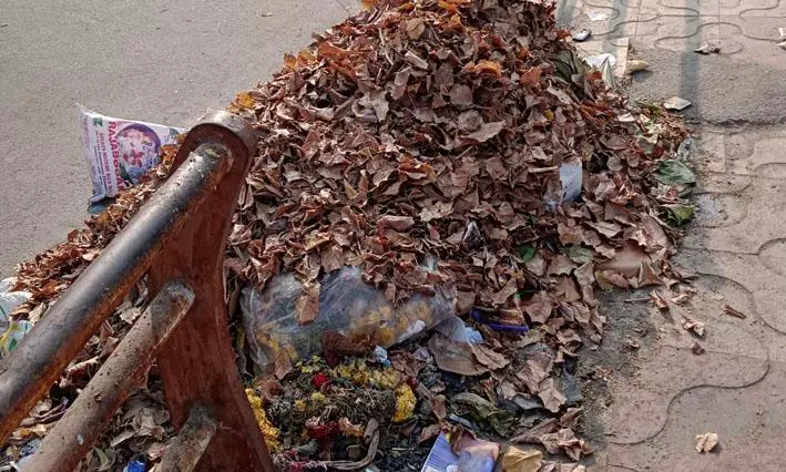 குவிந்து கிடக்கும் குப்பை