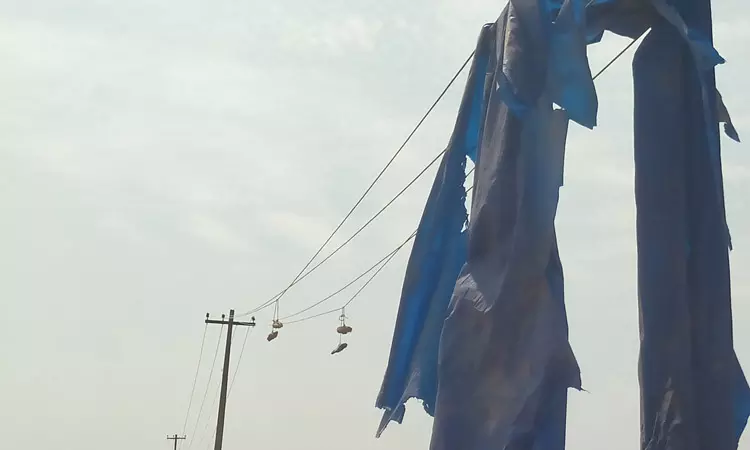 ஆபத்தான நிலையில் மின்ஒயர்