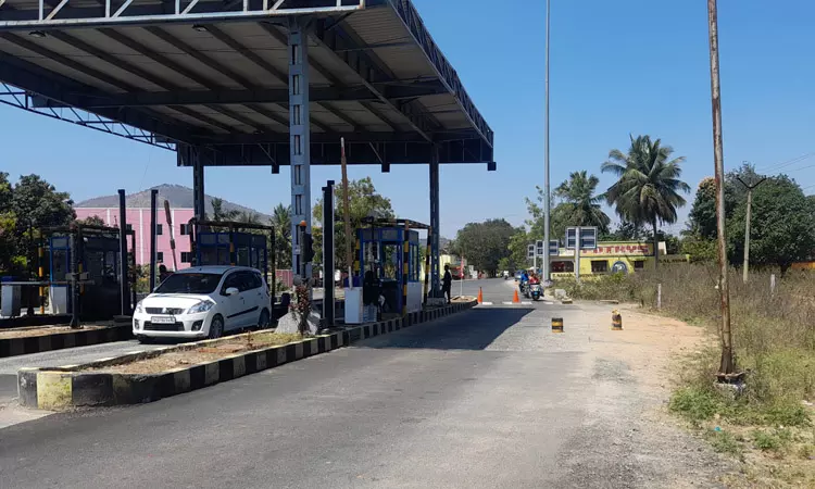 அடிப்படை வசதிகள் செய்ய வேண்டும் அடிப்படை வசதிகள் செய்ய வேண்டும்