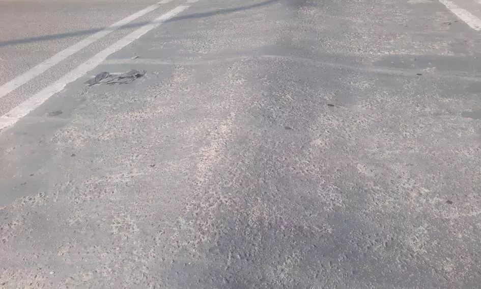 சாலை மட்டத்திற்கு உயர்ந்த வேகத்தடைகள் சாலை மட்டத்திற்கு உயர்ந்த வேகத்தடைகள்