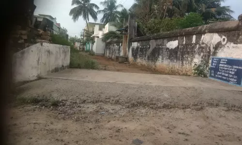 விபத்து ஏற்படும் அபாயம் விபத்து ஏற்படும் அபாயம்