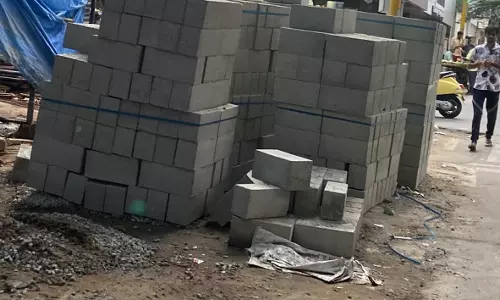 கட்டிட பொருட்கள் அகற்றப்படுமா?