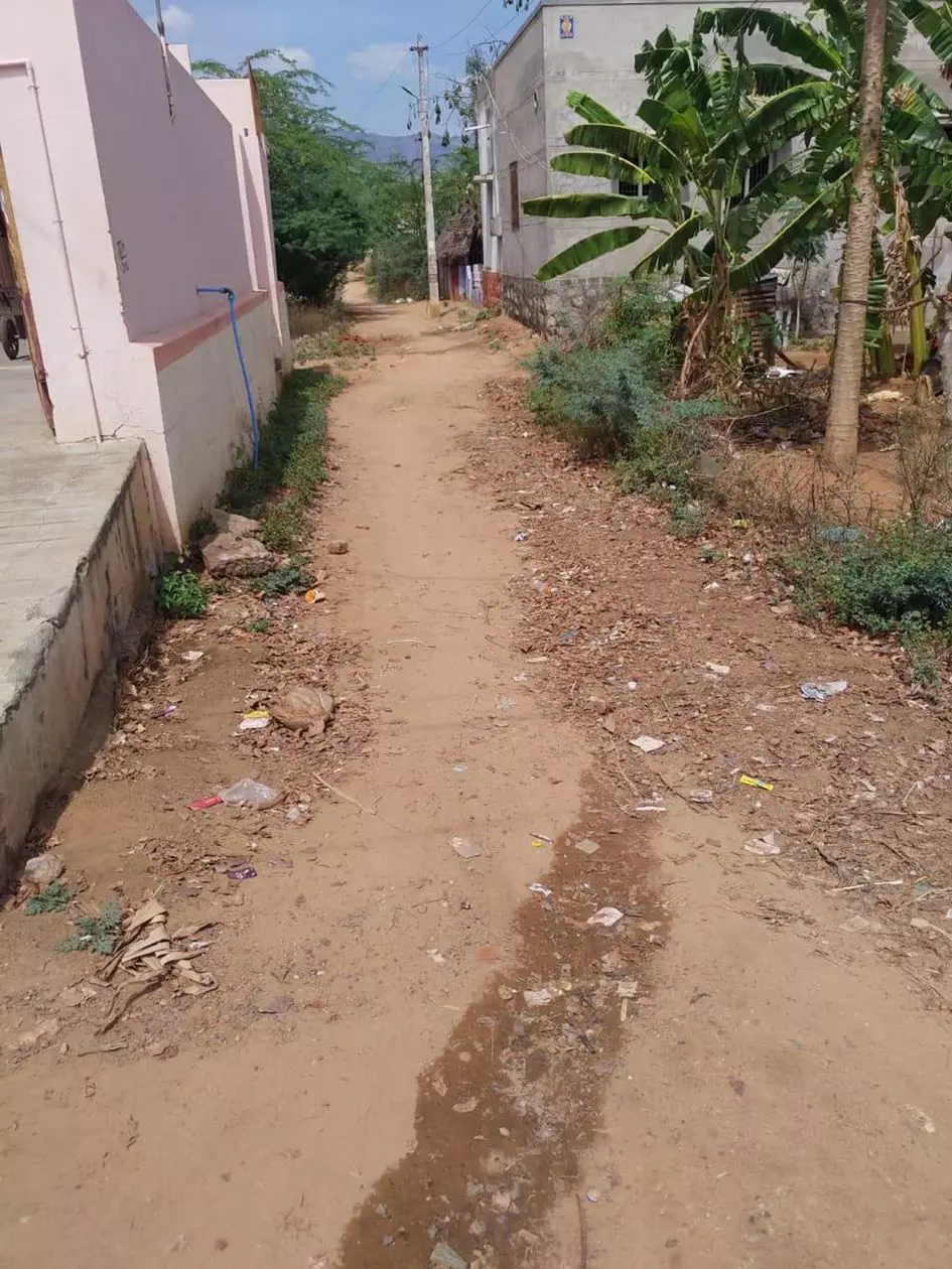 அடிப்படை வசதிகள் வேண்டும்