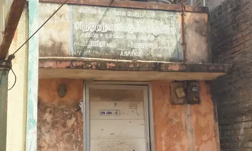 கழிவறையை திறப்பார்களா? கழிவறையை திறப்பார்களா?